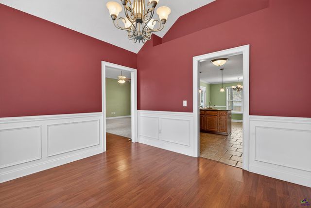 303 Winthrop Court, Kathleen, GA 31047