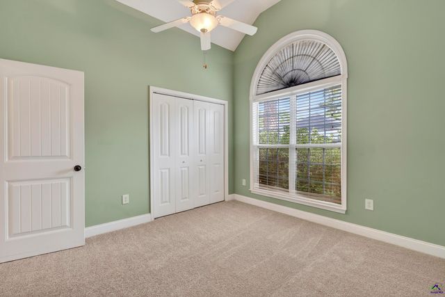 303 Winthrop Court, Kathleen, GA 31047