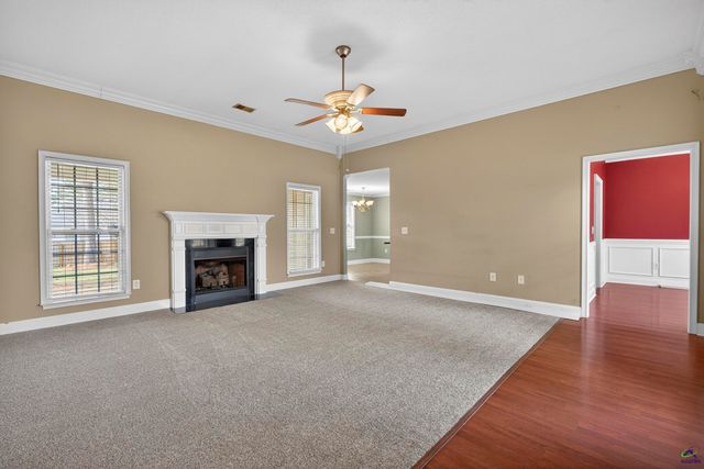 303 Winthrop Court, Kathleen, GA 31047