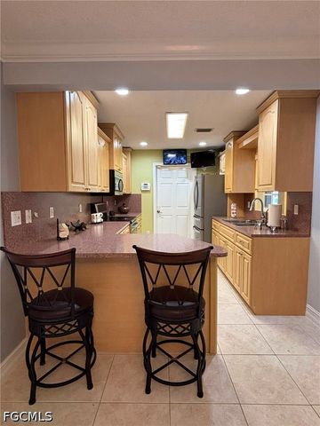 1412 Kimdale ST E, Lehigh Acres, FL 33936