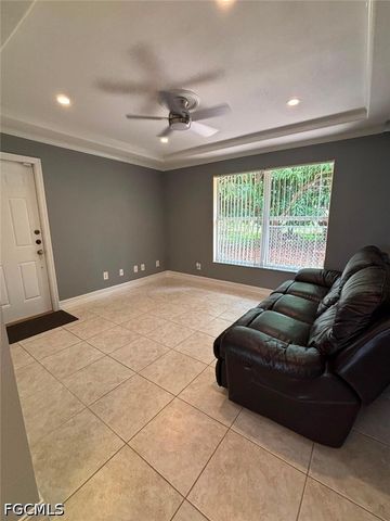 1412 Kimdale ST E, Lehigh Acres, FL 33936