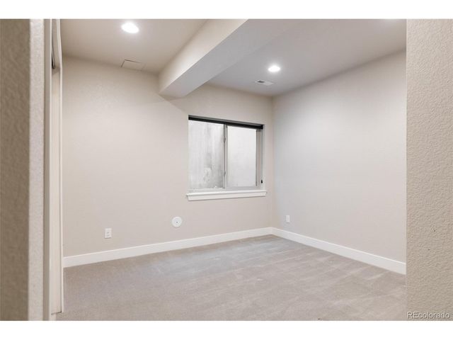 5840 Boston St, Denver, CO 80238