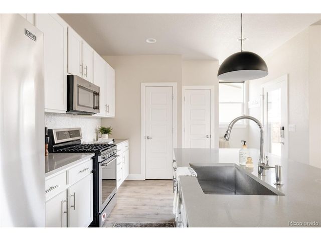 5840 Boston St, Denver, CO 80238