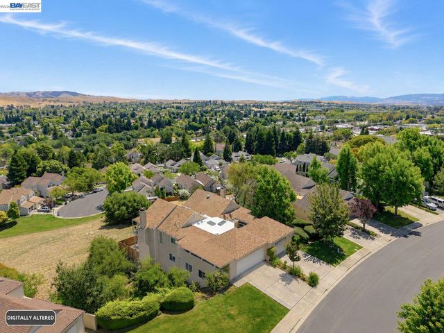 1823 Mockingbird Pl, Danville, CA 94526