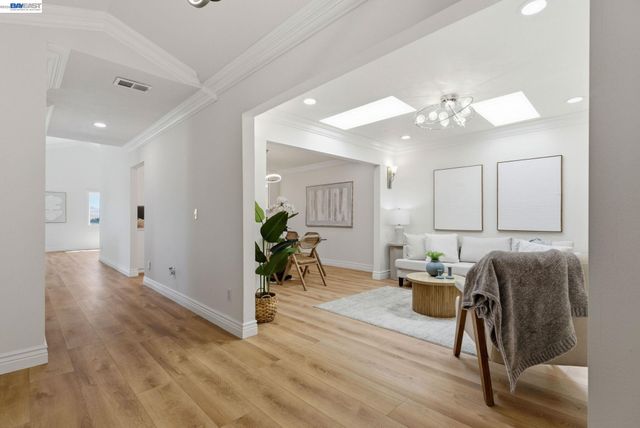 1823 Mockingbird Pl, Danville, CA 94526