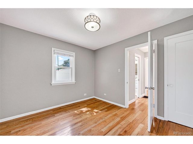 1173 Chester St, Aurora, CO 80010