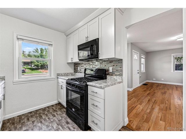 1173 Chester St, Aurora, CO 80010