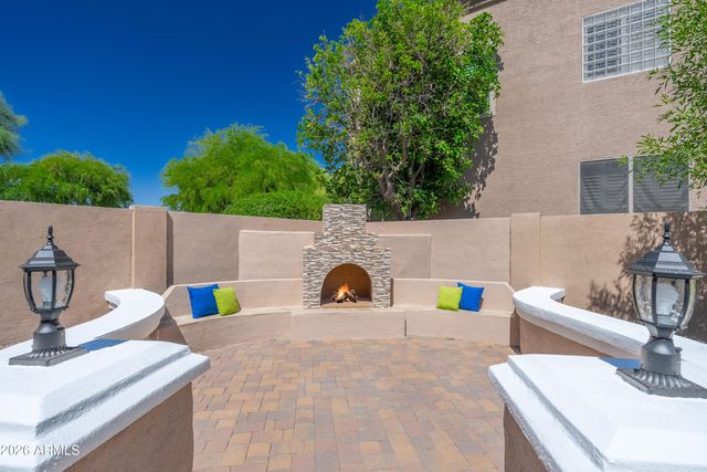 1154 W MULBERRY Drive, Chandler, AZ 85286