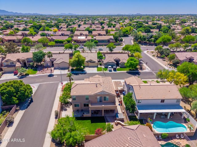 1154 W MULBERRY Drive, Chandler, AZ 85286