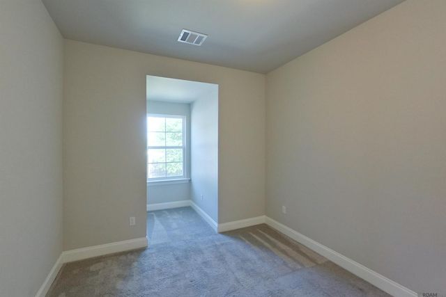 6405 Roux Dr, Baton Rouge, LA 70817