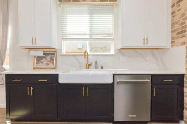 668 Rock Crest Avenue, Madera, CA 93636