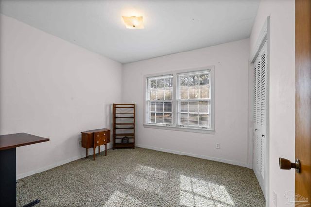 3031 Swan Ln, Pensacola, FL 32504