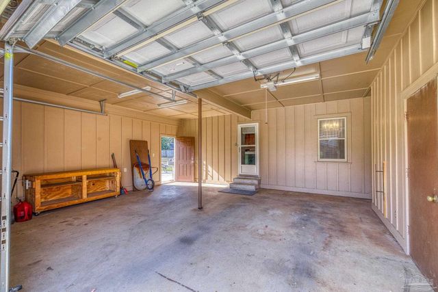 3031 Swan Ln, Pensacola, FL 32504