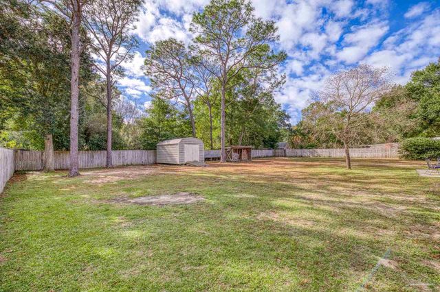 3031 Swan Ln, Pensacola, FL 32504