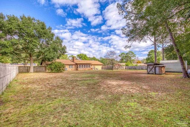 3031 Swan Ln, Pensacola, FL 32504