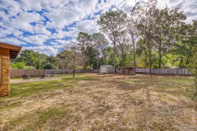 3031 Swan Ln, Pensacola, FL 32504