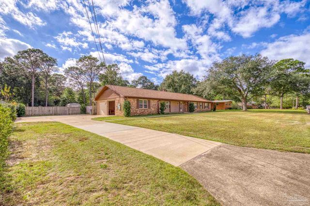 3031 Swan Ln, Pensacola, FL 32504