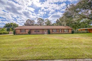 3031 Swan Ln, Pensacola, FL 32504