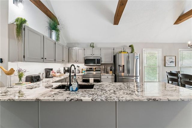 29313 W 152nd Street, Gardner, KS 66030
