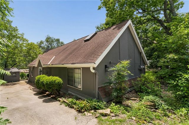 29313 W 152nd Street, Gardner, KS 66030