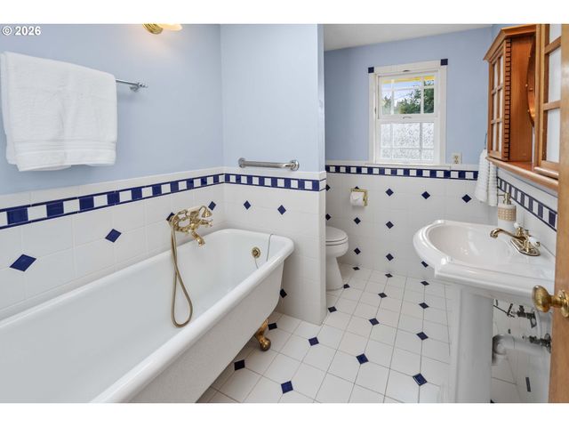 40645 Old Highway 30, Astoria, OR 97103