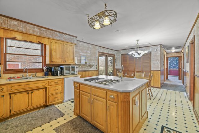 2521 Old Airport Rd, Hillsboro, TN 37342