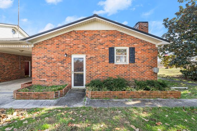 2521 Old Airport Rd, Hillsboro, TN 37342