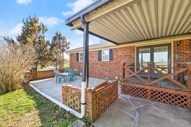 2521 Old Airport Rd, Hillsboro, TN 37342