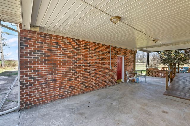 2521 Old Airport Rd, Hillsboro, TN 37342