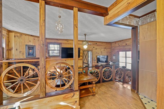 2521 Old Airport Rd, Hillsboro, TN 37342