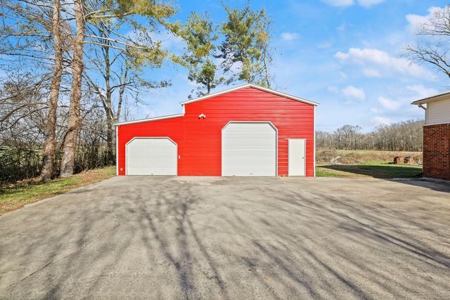 2521 Old Airport Rd, Hillsboro, TN 37342