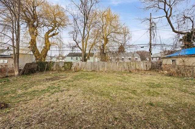 62 Sylvester Street, Rochester, NY 14621