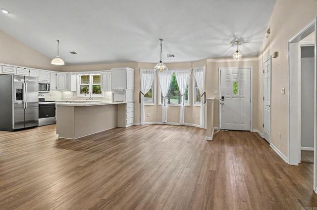 21 Surtidor Lane, Hot Springs Village, AR 71909