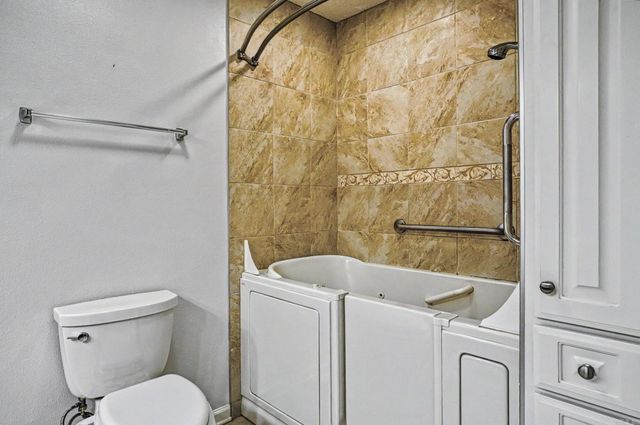 21 Surtidor Lane, Hot Springs Village, AR 71909