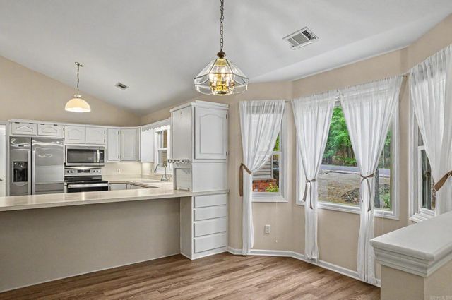 21 Surtidor Lane, Hot Springs Village, AR 71909