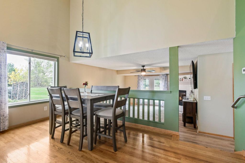 667 35th Street W, Hastings, MN 55033 — photo 2