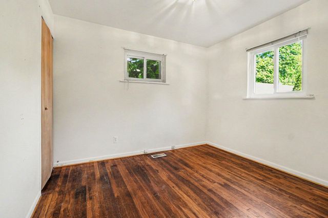 1307 Fall River Road, Ypsilanti, MI 48198