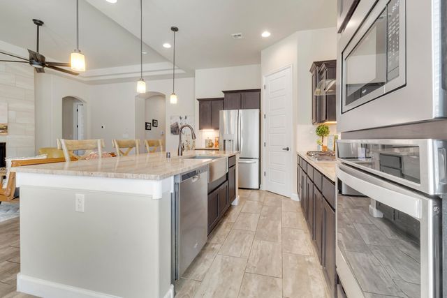 8827 Coal Bank Street NW, Albuquerque, NM 87114