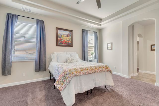 8827 Coal Bank Street NW, Albuquerque, NM 87114