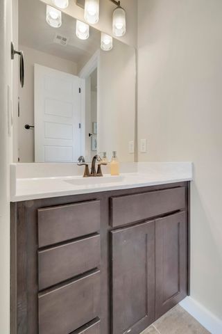 8827 Coal Bank Street NW, Albuquerque, NM 87114