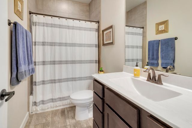 8827 Coal Bank Street NW, Albuquerque, NM 87114