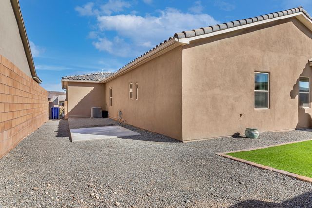 8827 Coal Bank Street NW, Albuquerque, NM 87114