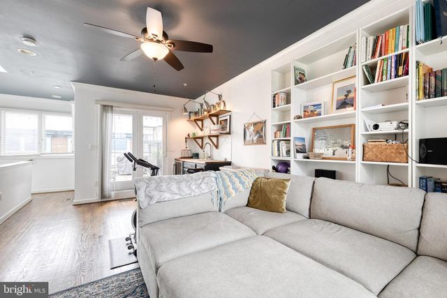 25 YOGURT LN, Baltimore, MD 21231