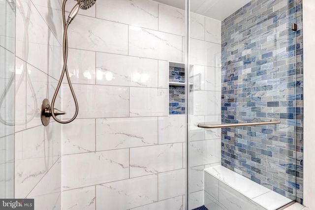 25 YOGURT LN, Baltimore, MD 21231
