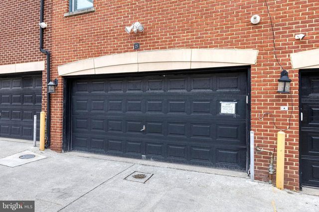25 YOGURT LN, Baltimore, MD 21231