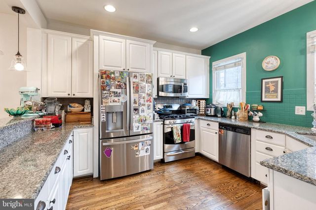 25 YOGURT LN, Baltimore, MD 21231