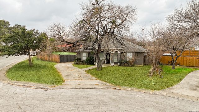 2811 Del Rio, San Antonio, TX 78203