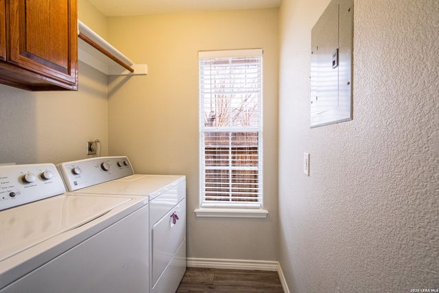 2811 Del Rio, San Antonio, TX 78203