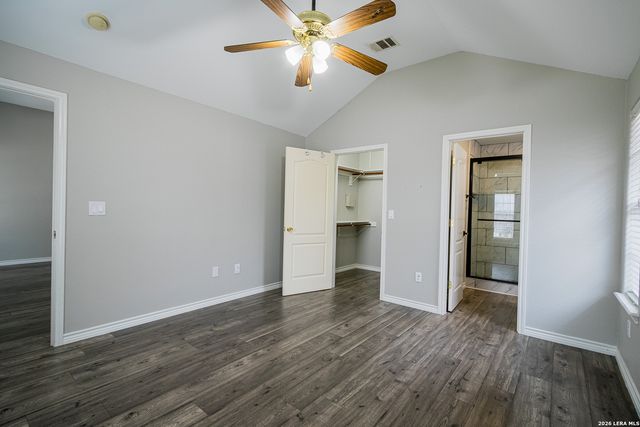 2811 Del Rio, San Antonio, TX 78203
