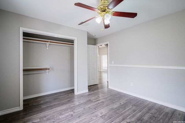 2811 Del Rio, San Antonio, TX 78203